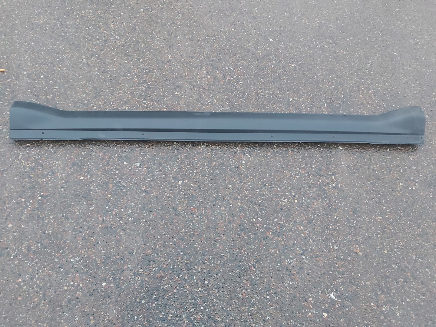 moulding threshold exterior right 6512A025 MITSUBISHI OUTLANDER II