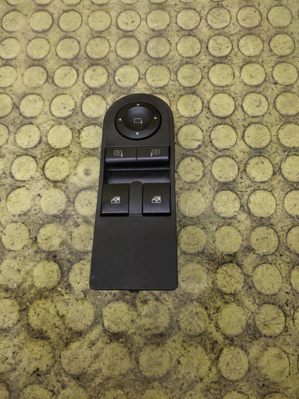 OPEL ASTRA H window control switch