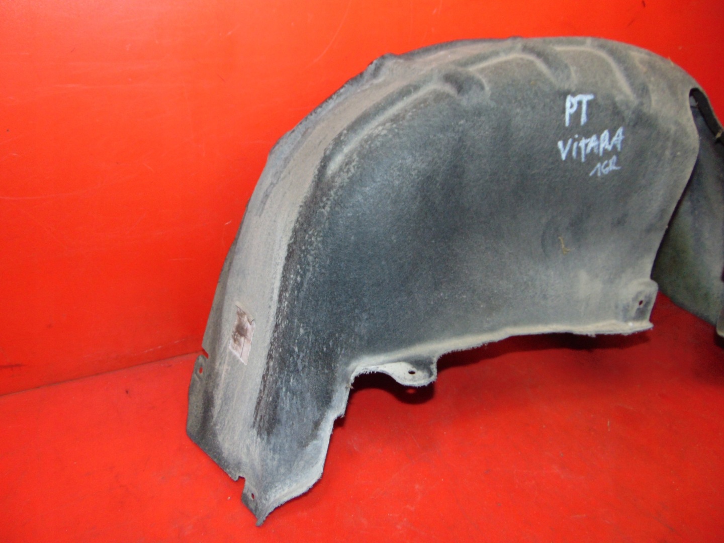 SUZUKI VITARA 2 II 3 III 15- mudguard right rear part