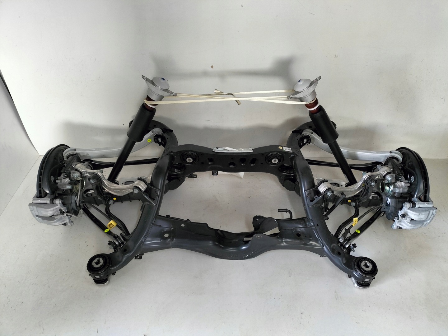 sususpension rear. rear part axle beam subframe swing caliper arm AUDI A7 VW