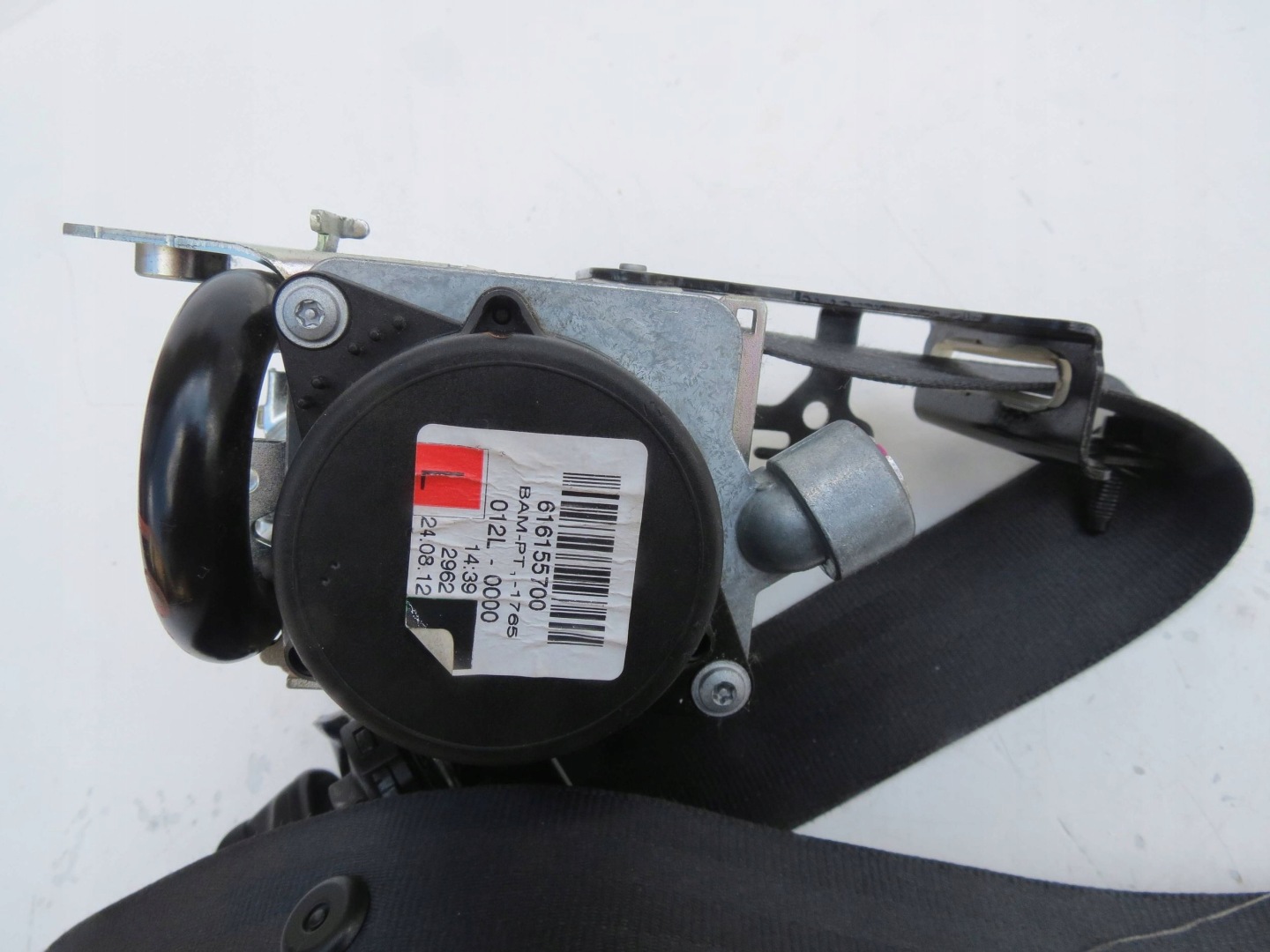 seat belt left front VOLVO S60 2.0 V60 39818841