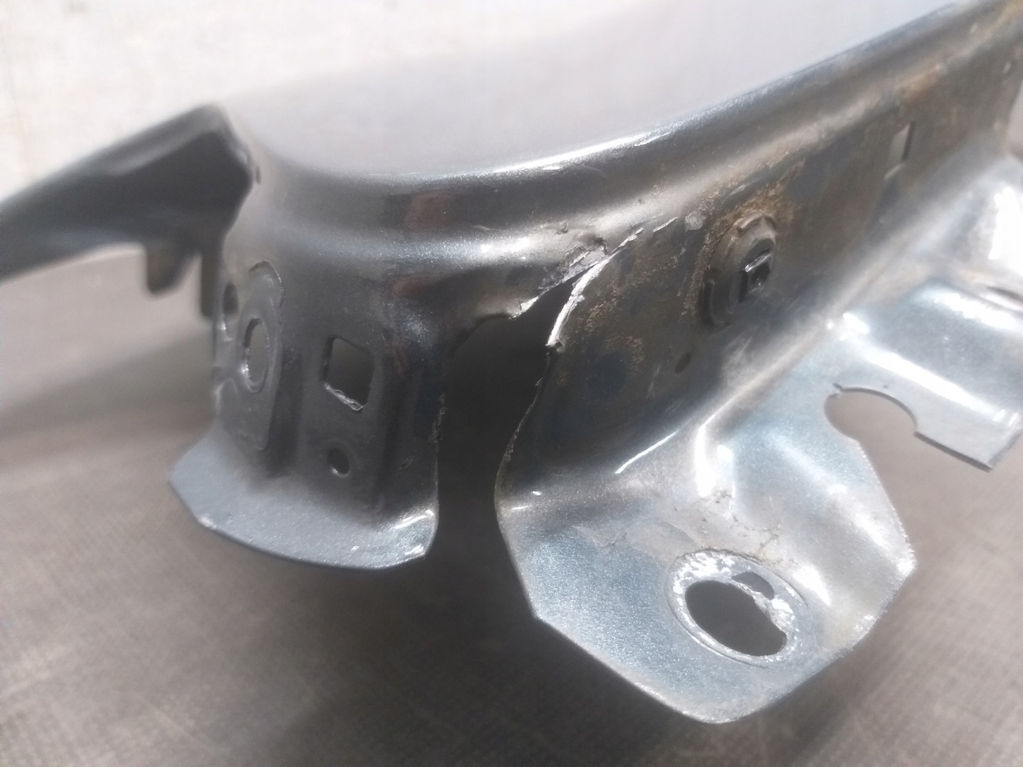 fender front left AUDI A3 8P LIFT 08-12