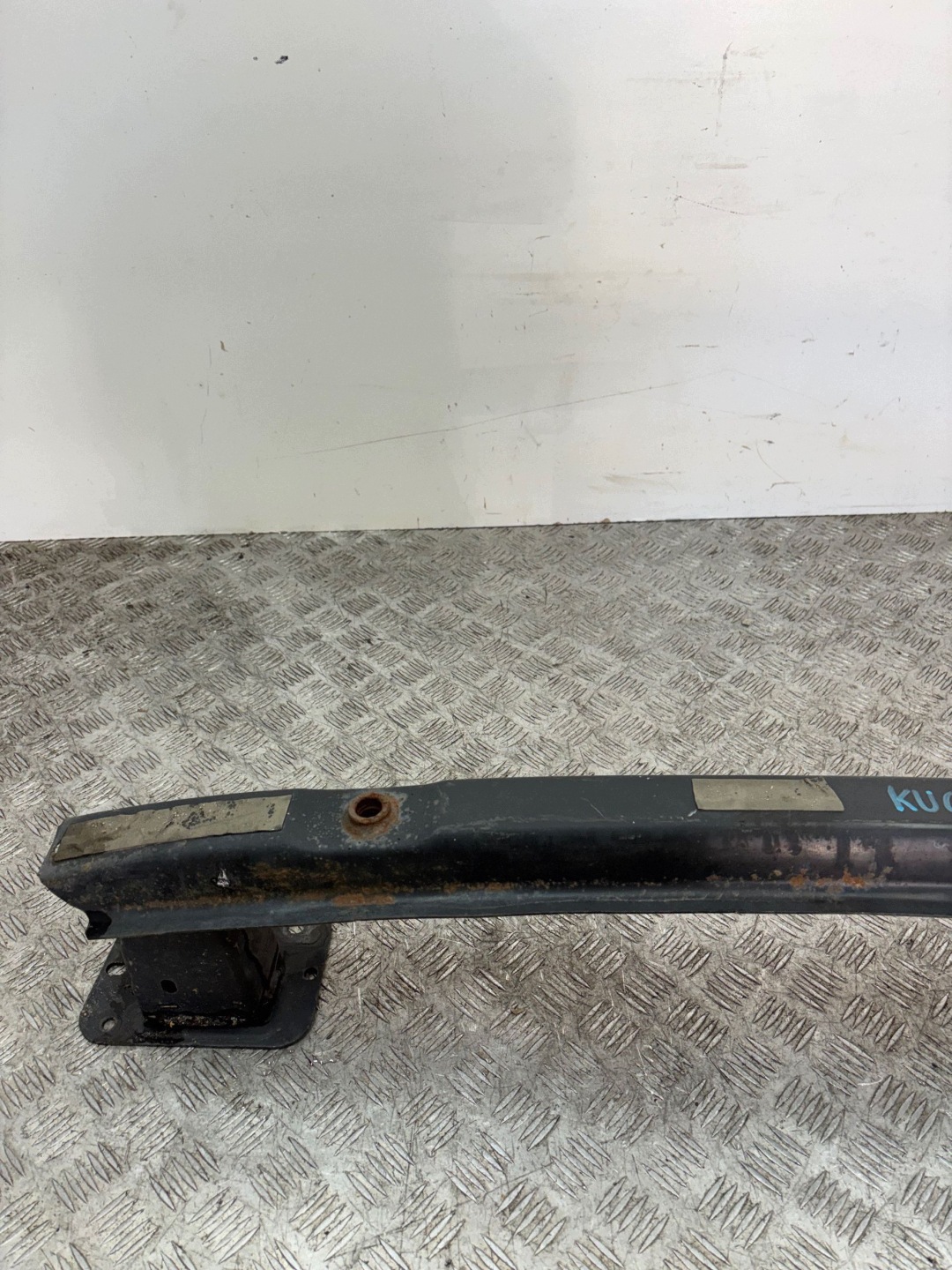 TRAVERSA paraurti posteriore FORD KUGA MK1