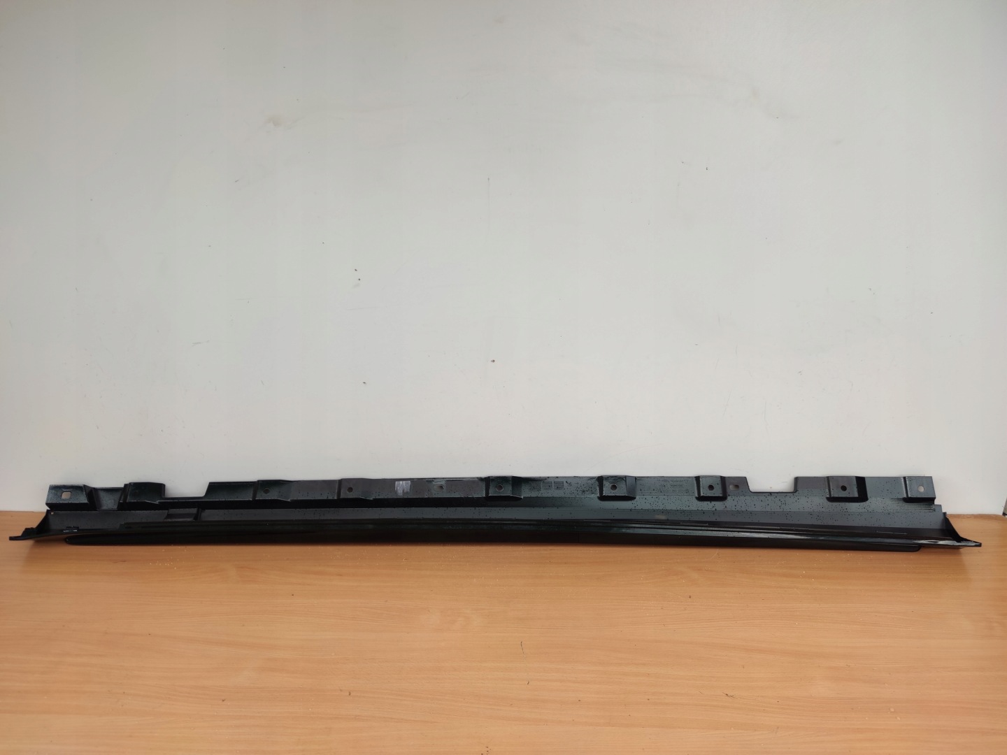 MERCEDES S-KLASA 6.3 6.5 AMG LONG left moulding threshold