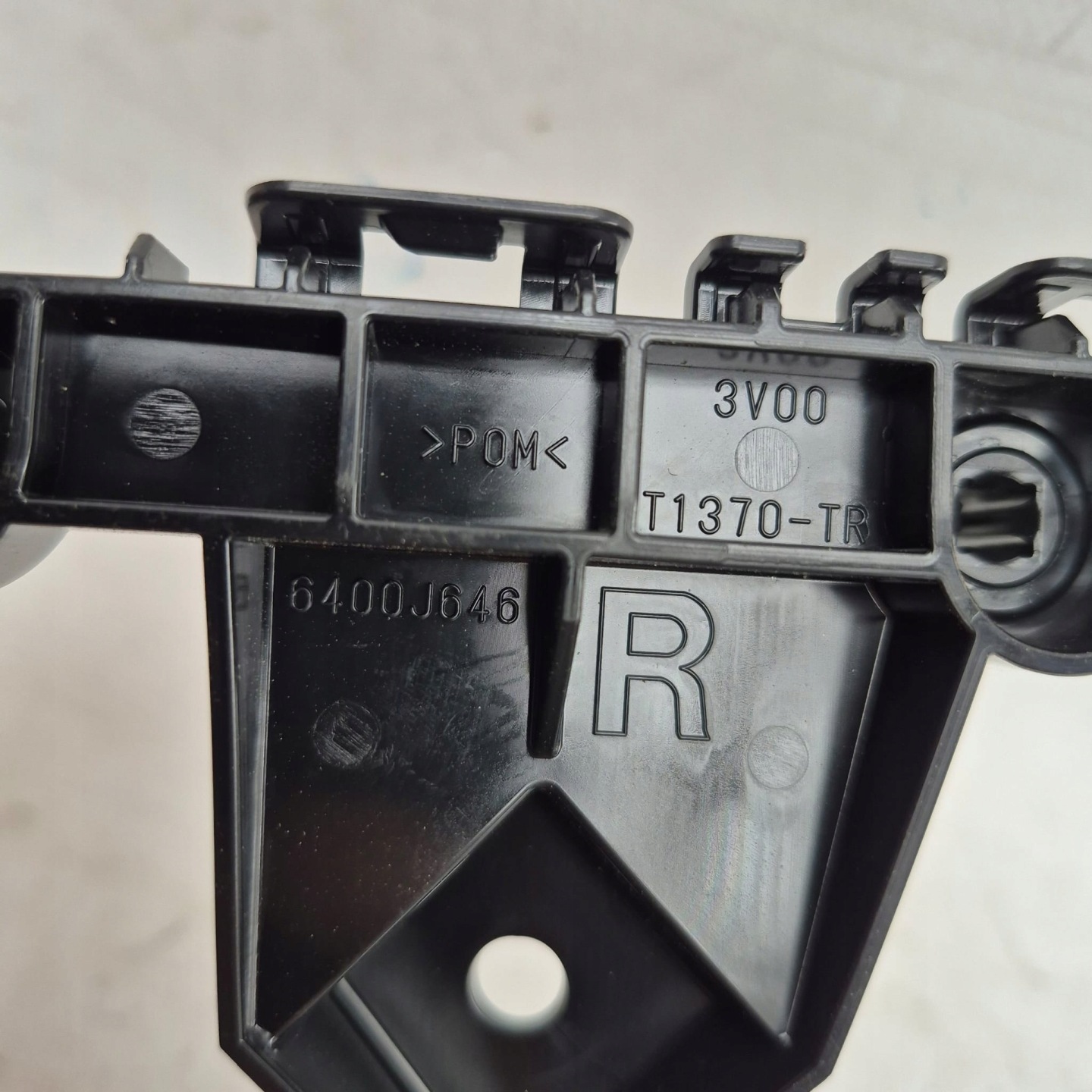 MITSUBISHI SPACE STAR II 2 LIFT 19-24 holder support left right front