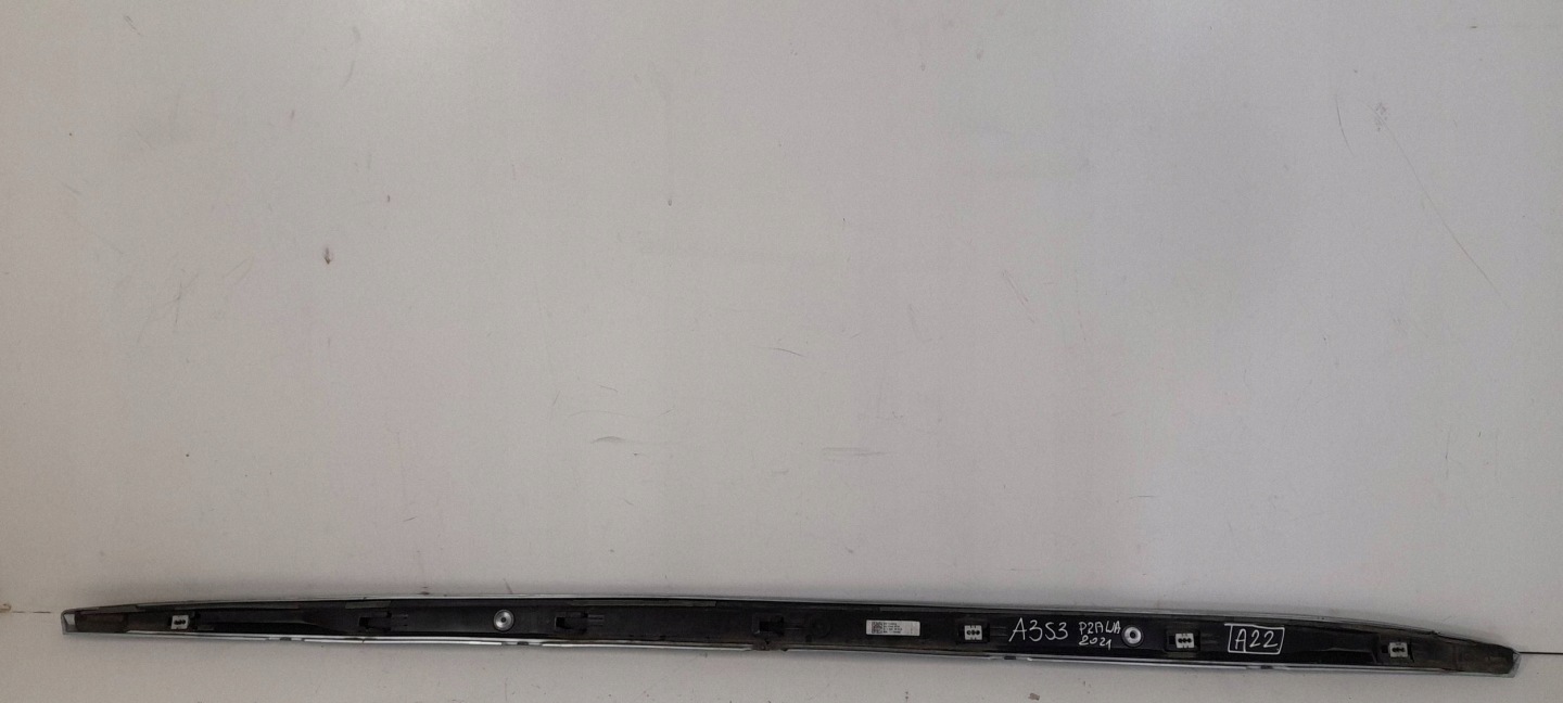 Audi A3 8Y S-Line moulding threshold right 8Y0853856 (A22)