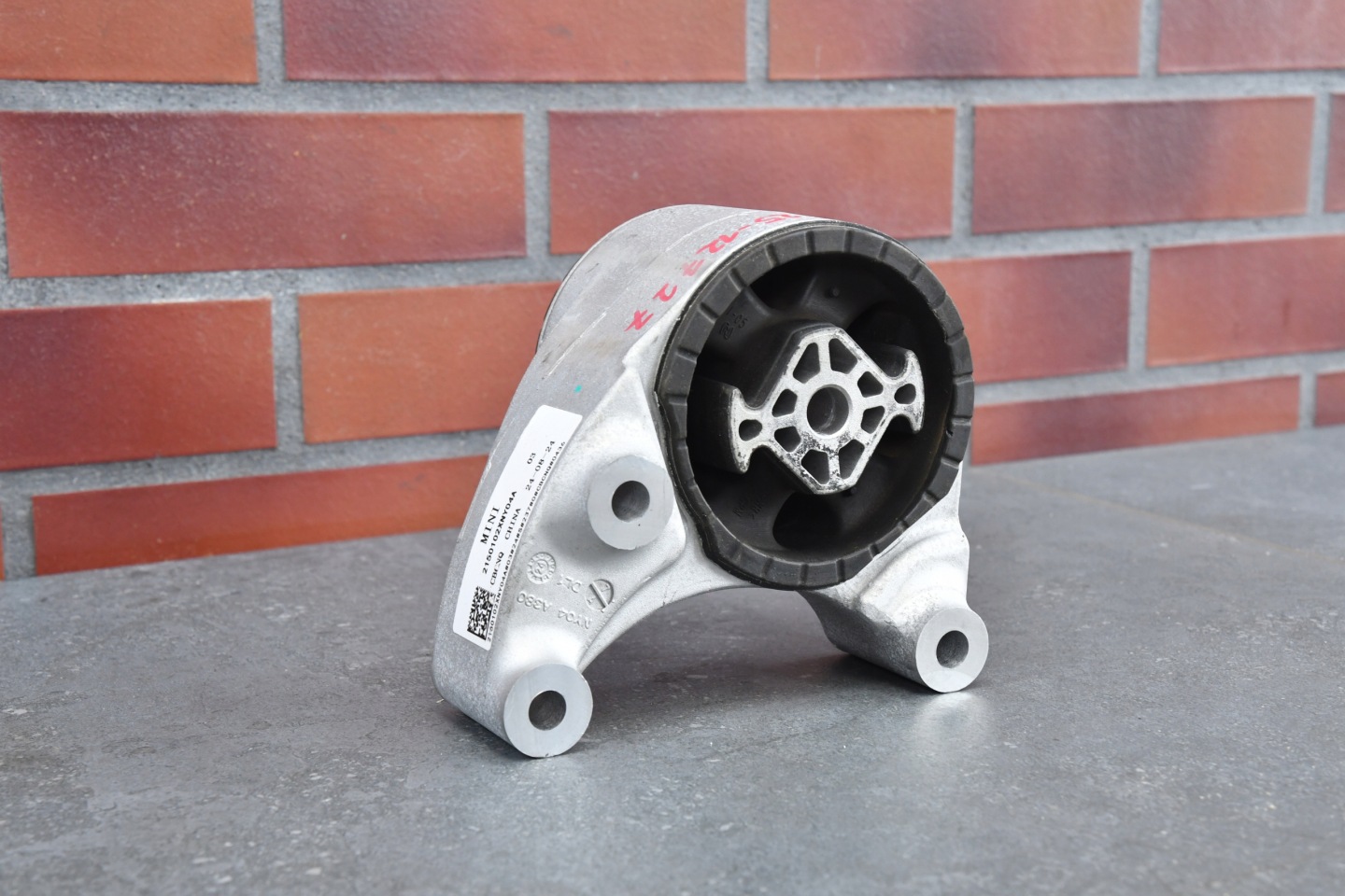 engine mount rear sususpension holder MINI COOPER J01 J05 8858823