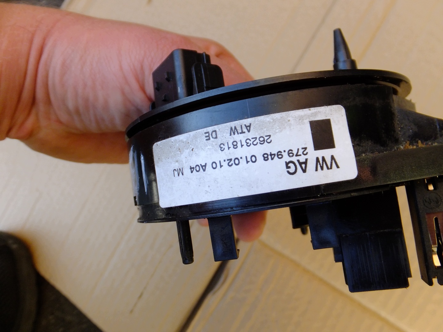 ring below steering wheel, seat ibiza IV 279.948