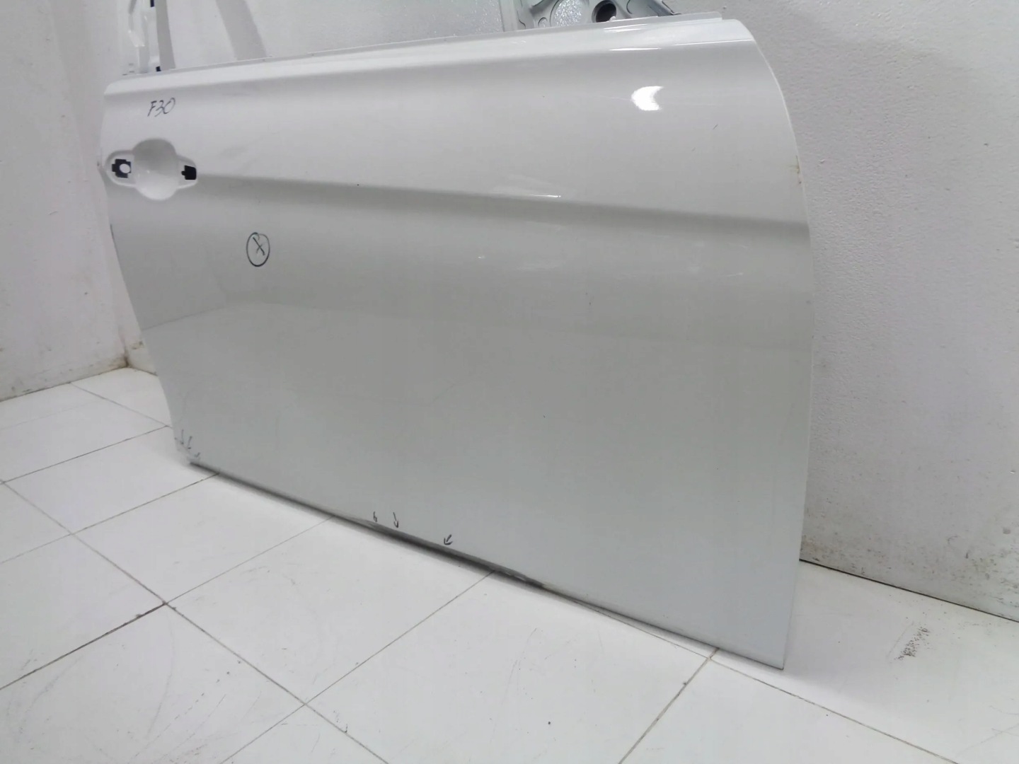 BMW 3 F30 F31 door right front front 11-18R