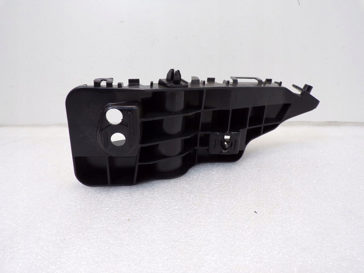 support right front SUZUKI SWIFT MK7 71732-68L0