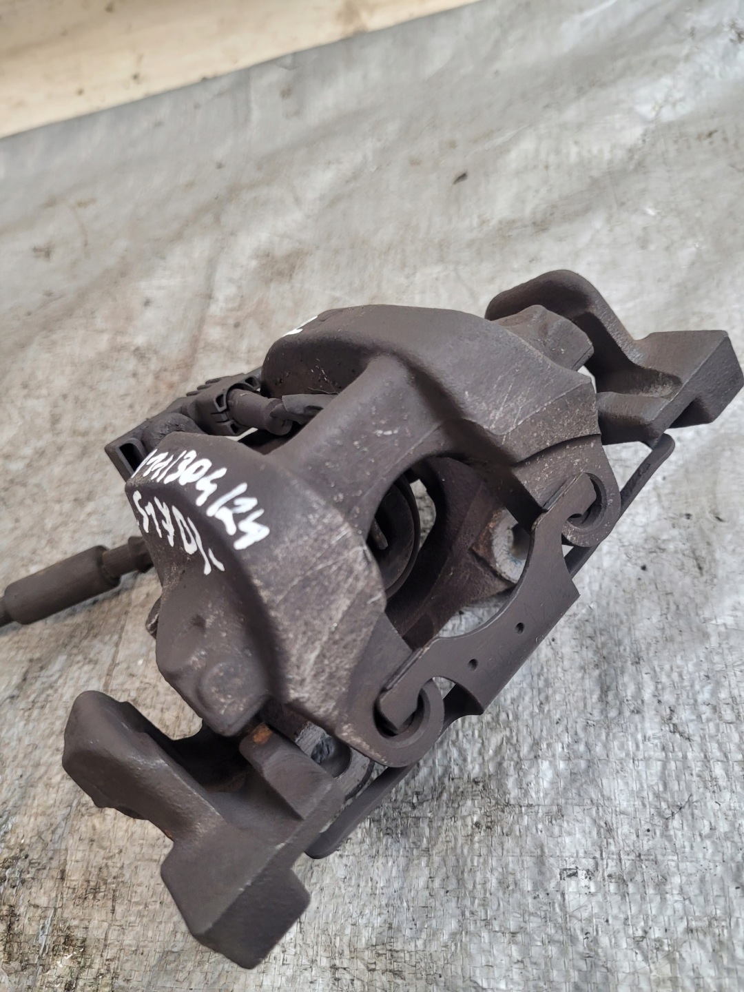 caliper brake right rear part MERCEDES E class W212 13r. EU