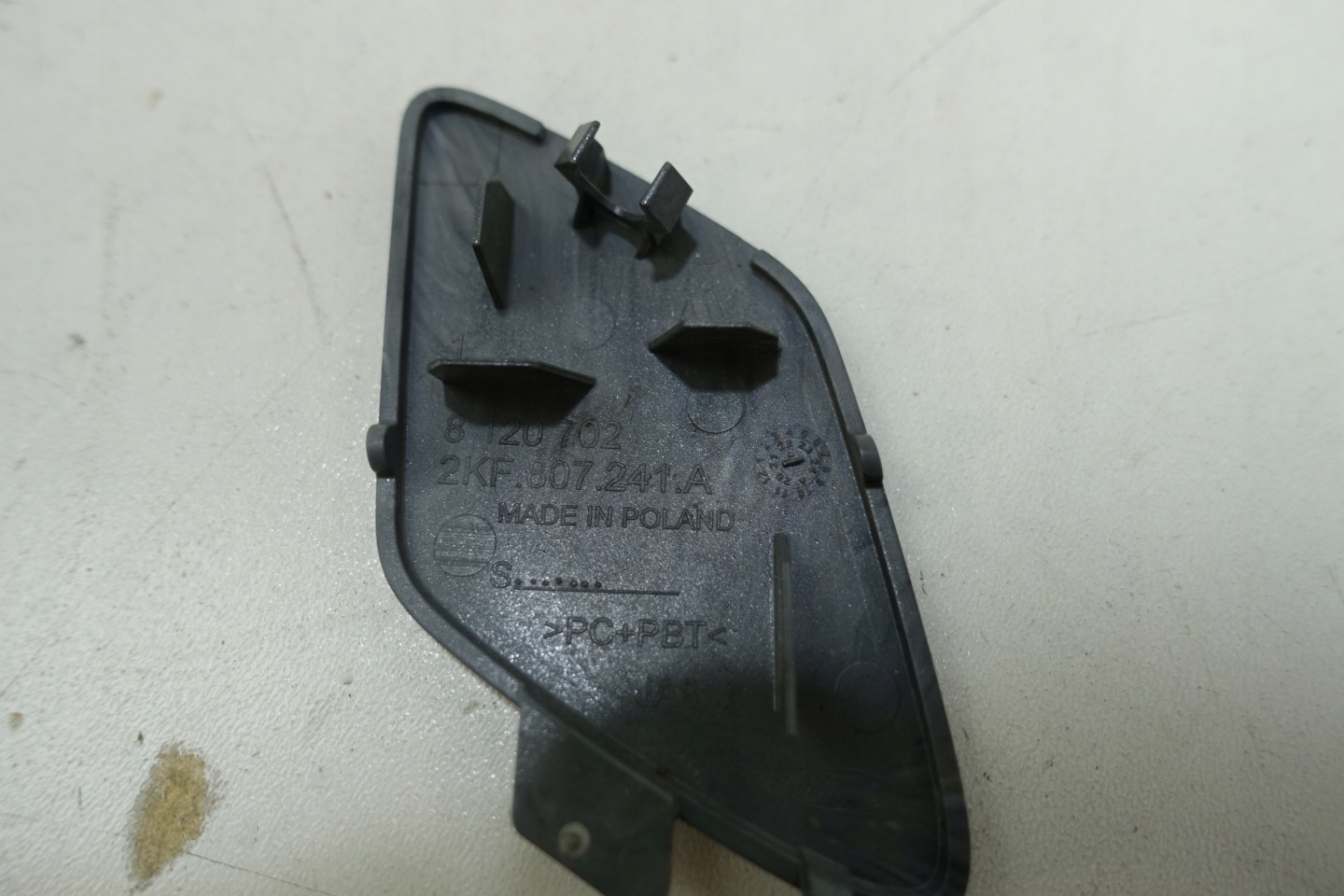 Abschleppöse der Stoßstange vorne FORD CONNECT MK3 22