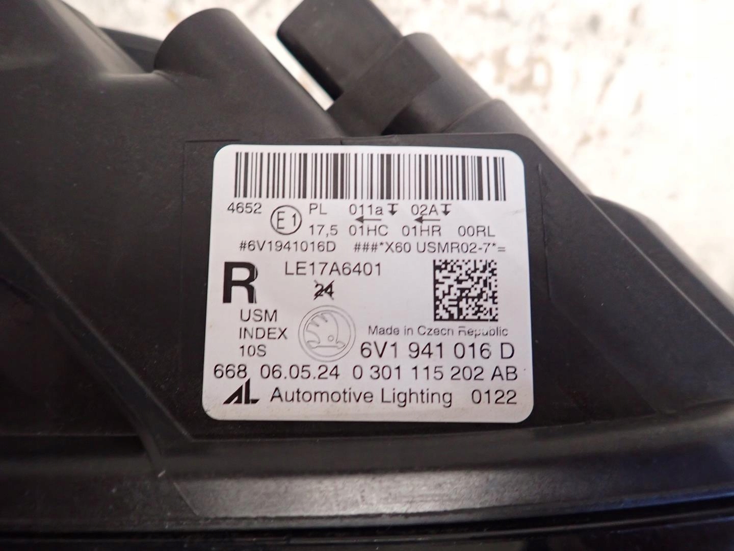 light front front right SKODA FABIA III LIFT 2017- 6V1941016D