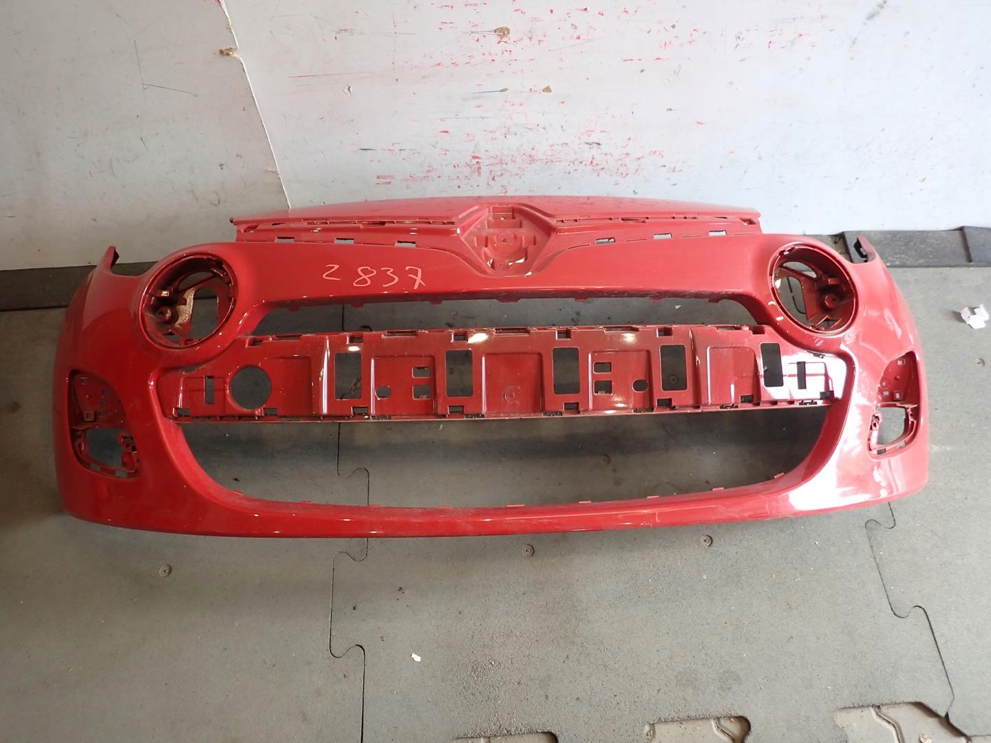 nárazník předek přední RENAULT TWINGO II LIFT 2012- 620222722