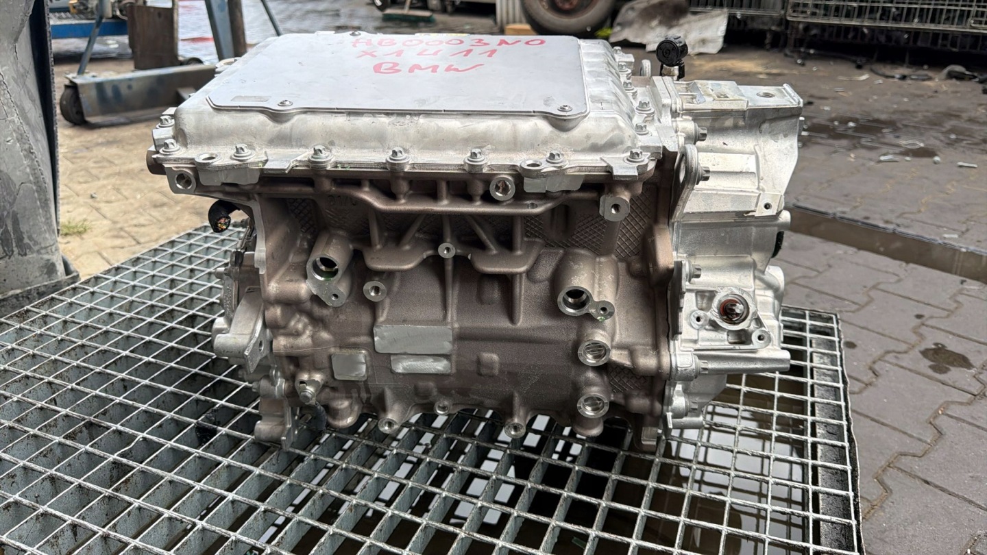 engine complete NAPED electrical BMW X1 U11 HB0003N0