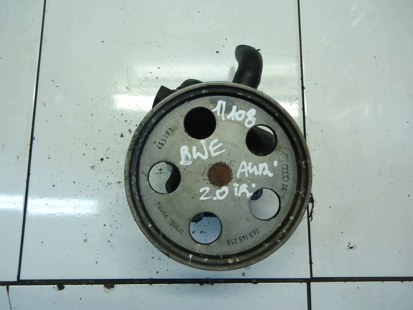 AUDI A4 B7 2.0TFSI BWE servo čerpadlo 8E0145153D