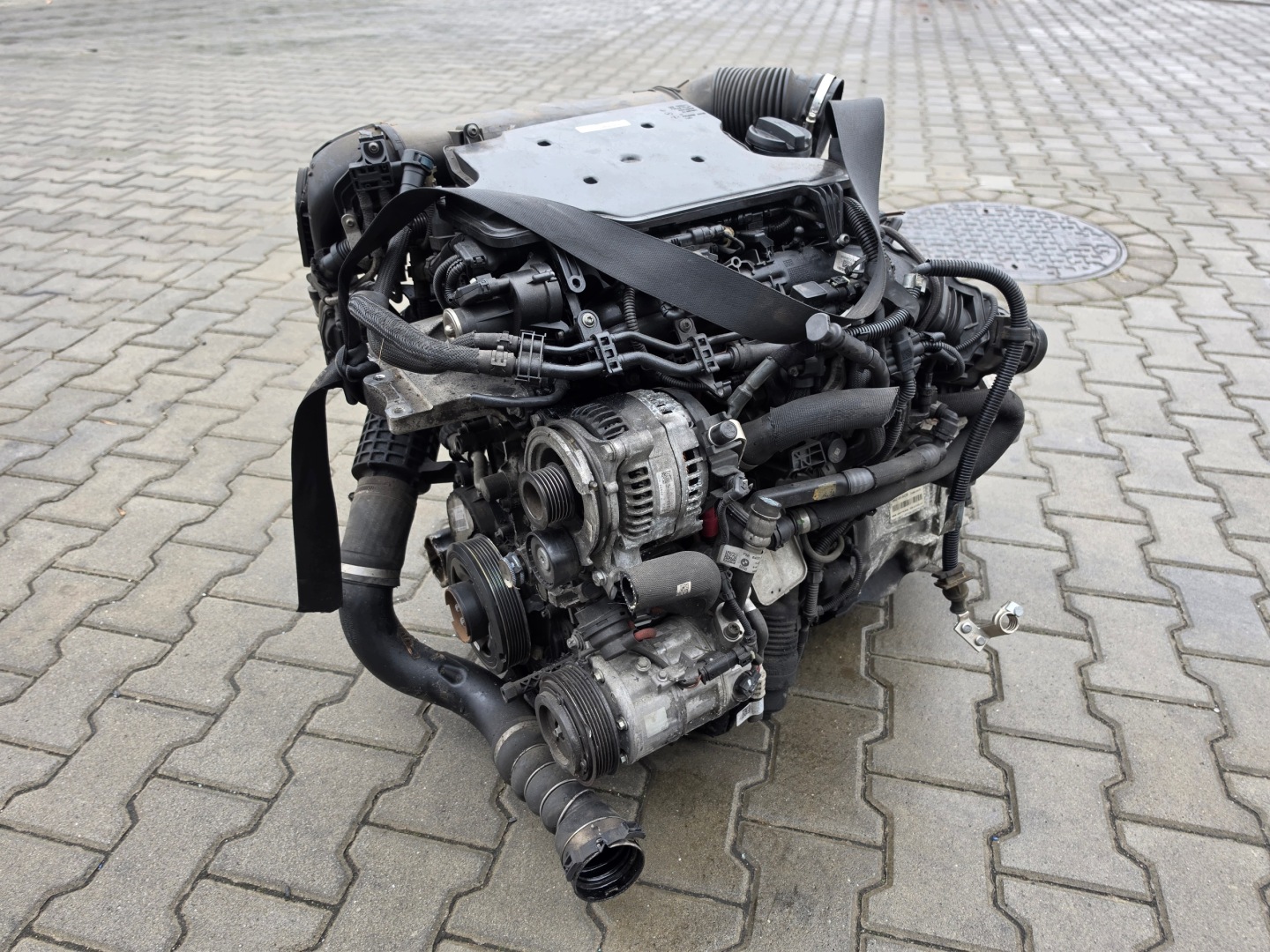BMW komplet motor B37C15A DIESEL