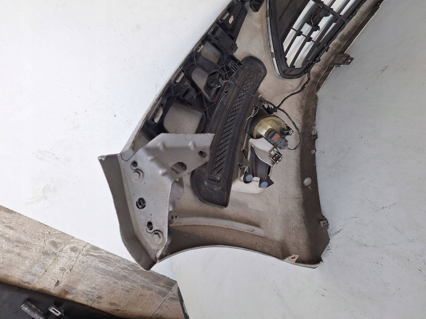 FORD MONDEO MK4 LIFT 10-13 bumper + PDC
