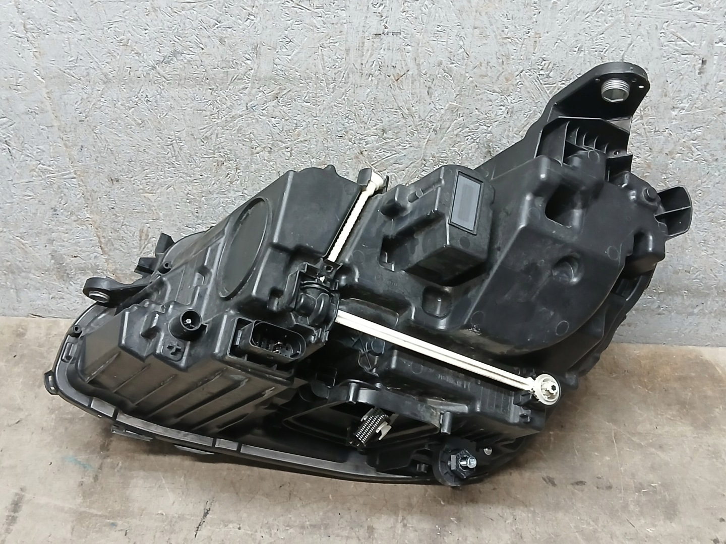 light front right MERCEDES E KLASA W213 A213 FULL LED A2139064004