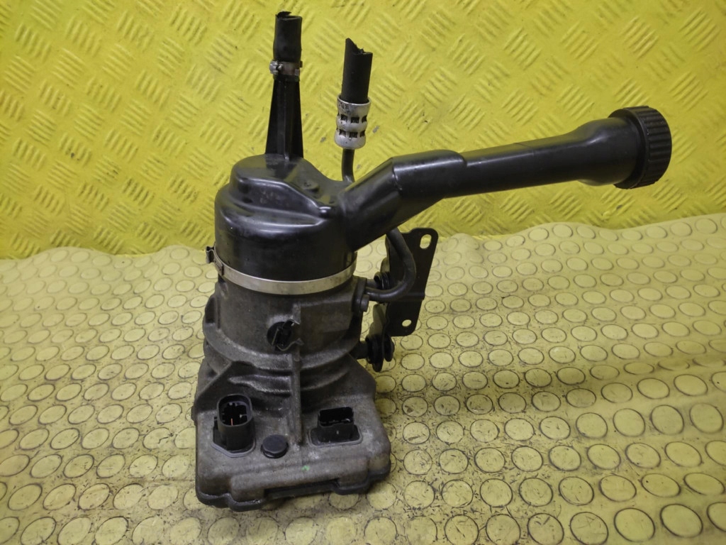 CITROEN C4 PICASSO Pompa servosterzo 9681965580