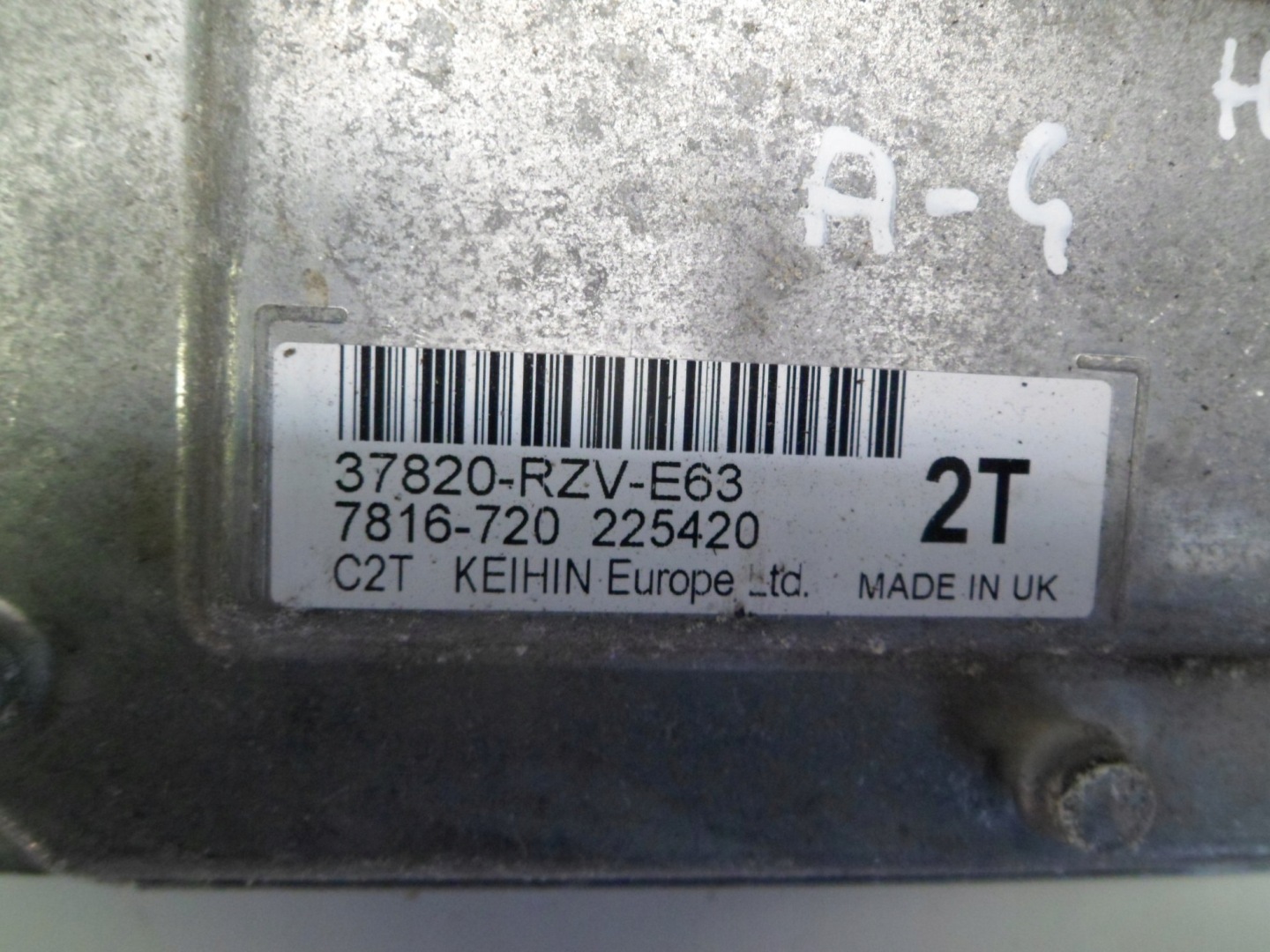 HONDA CR-V III 2.0 e-VTEC R20A2 computer 37820-RZV-E63