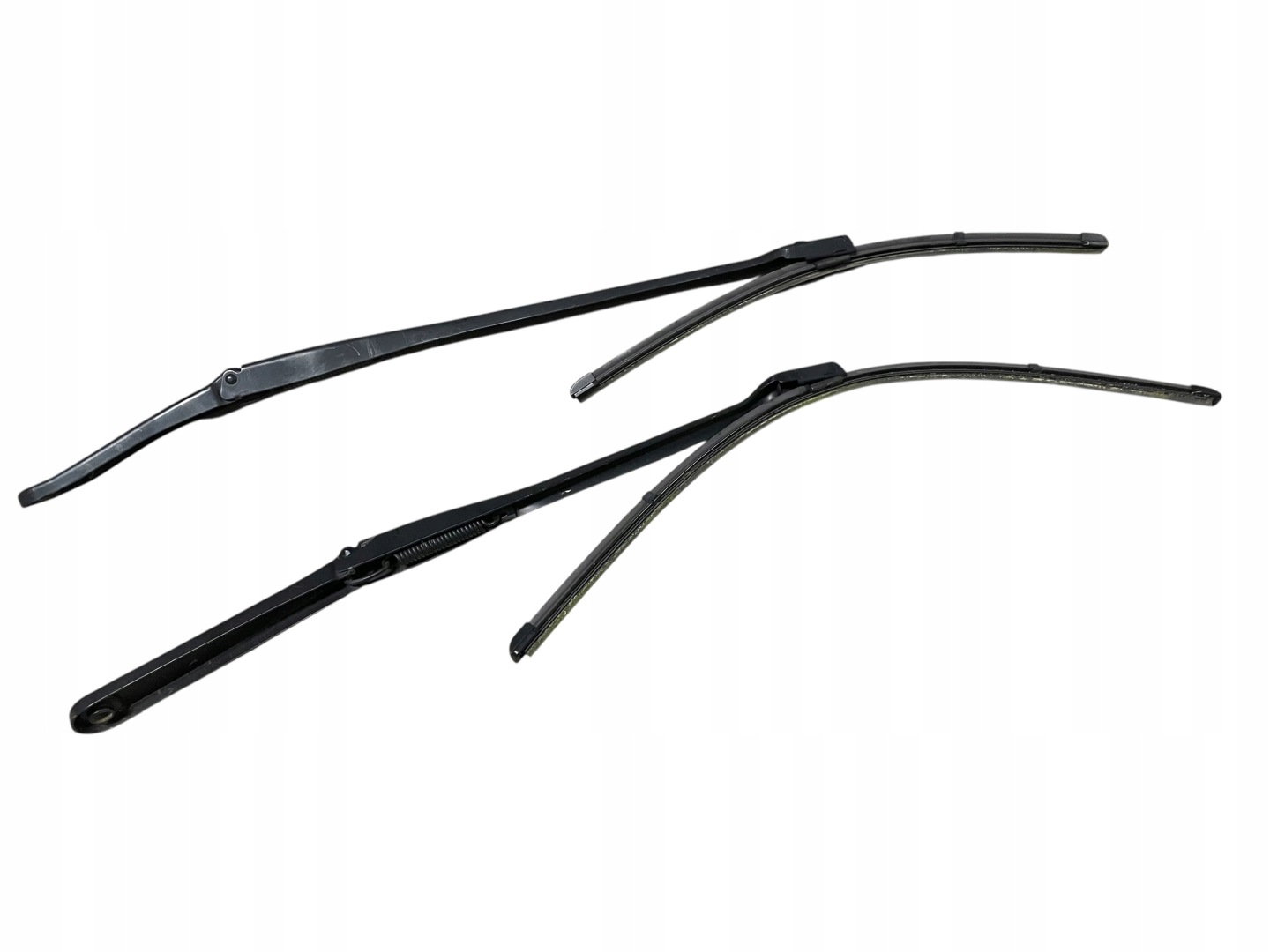 wiper arm left + right BMW 5 G30 LCI