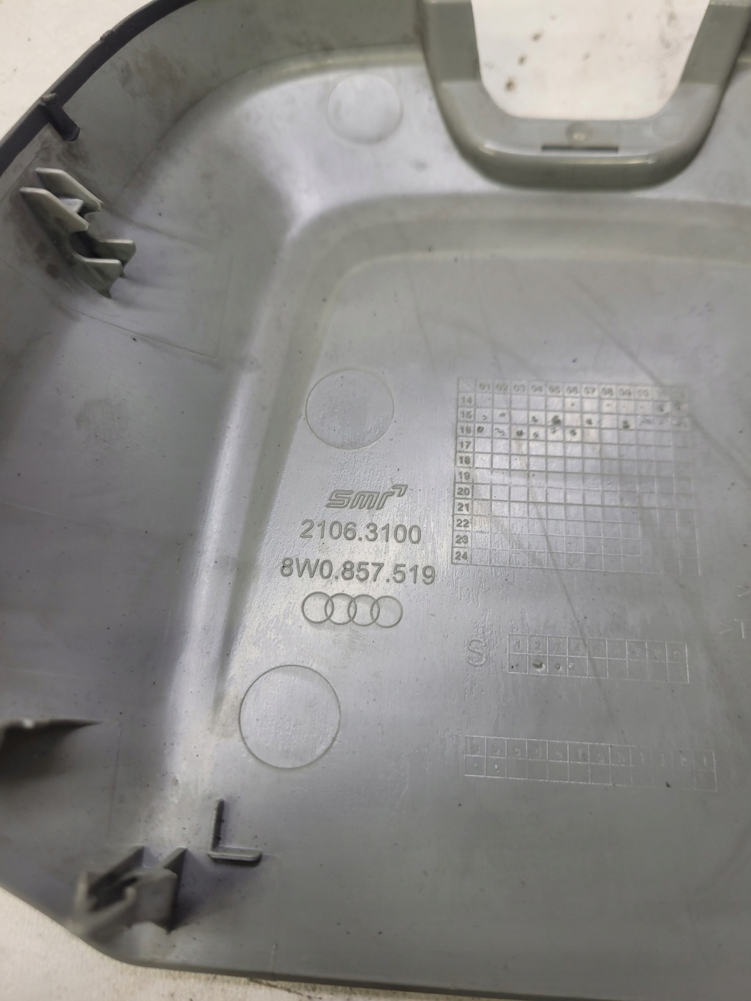 cap cover mirrors AUDI A4 B9 A5 8W0857519