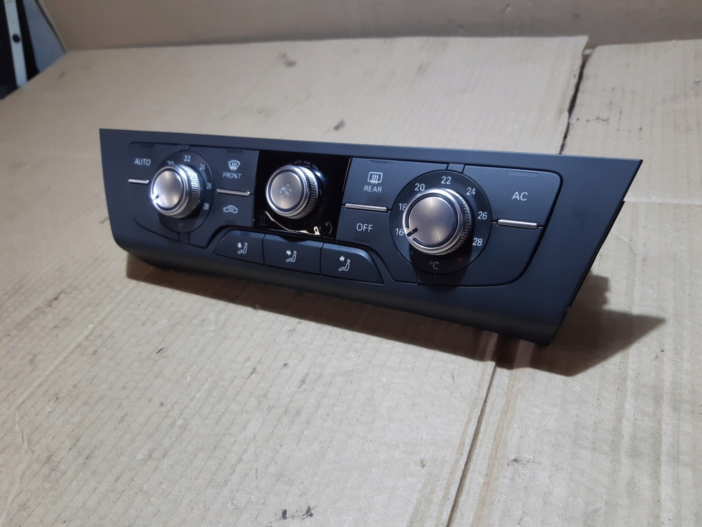 AUDI A6 C7 PANEL des lüfters klimaanlage 4G0820043AB