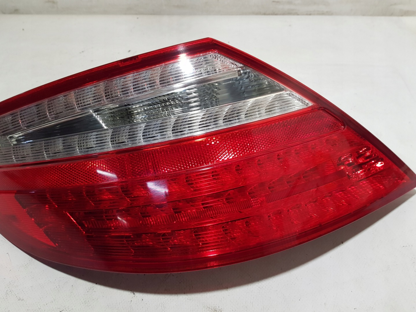 MERCEDES SLK R172 W172 left rear part light left rear