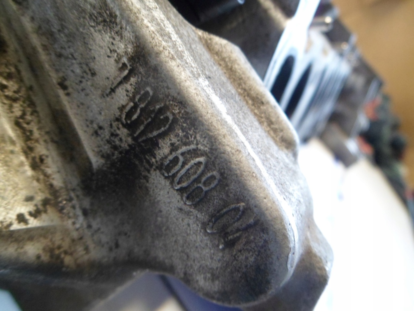 BMW MINI COOPER 2.0D N47C20A head. 7812608
