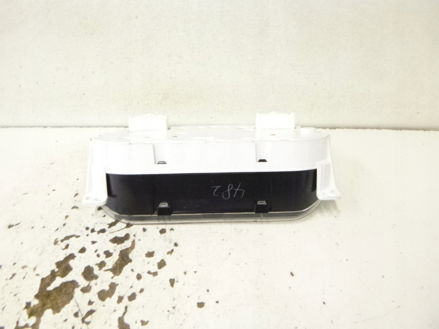 dials display Mitsubishi Outlander and 2.4 2004r. MN162482