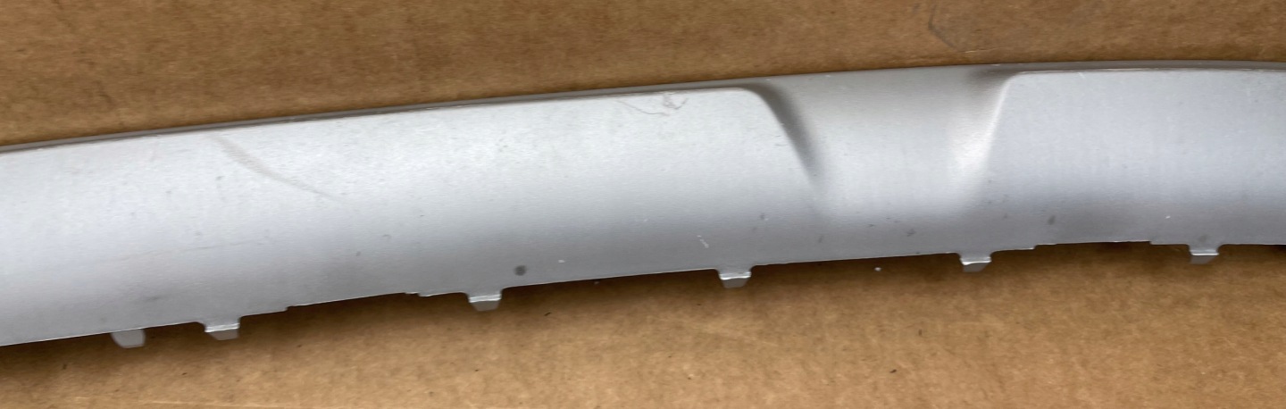 BMW X1 U11 X-LINE doplněk SPOILER nárazníku předek 5A0DB81