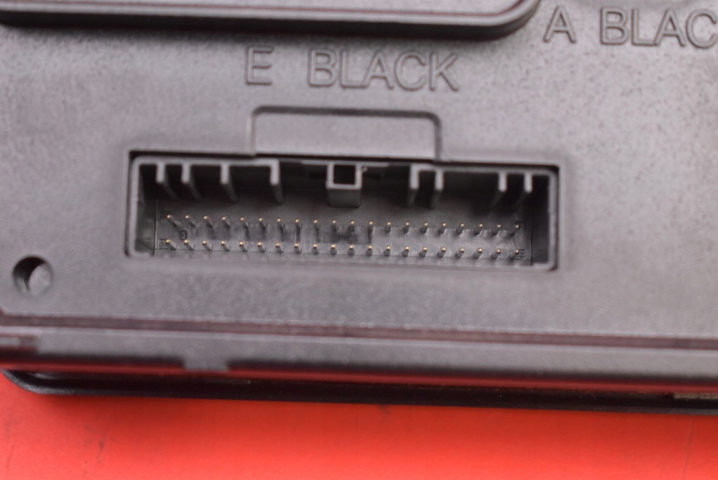 control unit module BCM 284B12041R RENAULT MEGANE SCENIC 3 III 1.5 DCI 110 KM