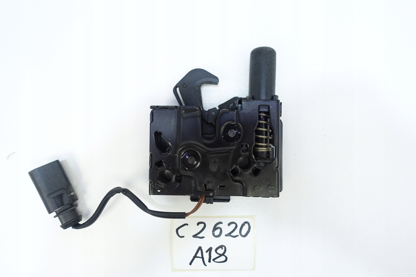 Serrure capot Avant du capot AUDI A1 82A 19