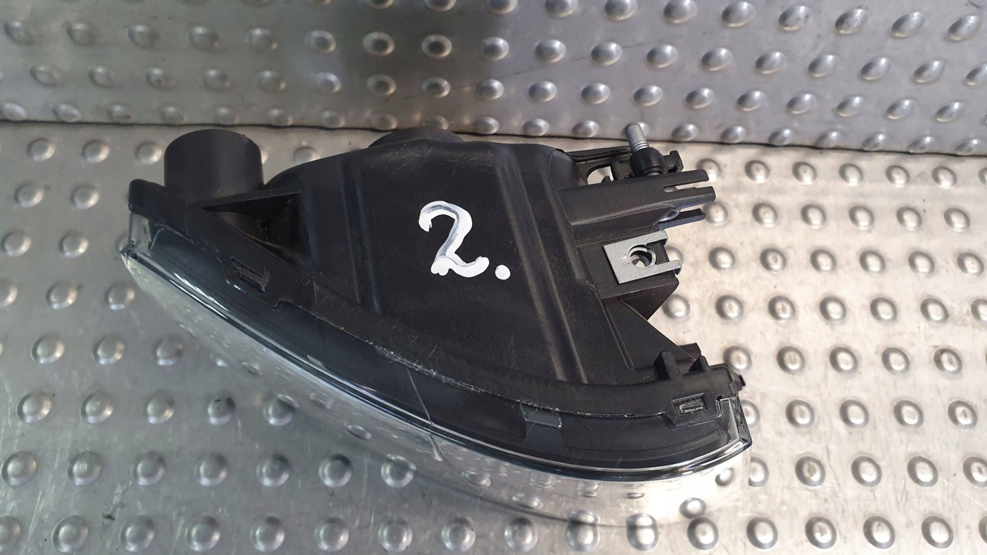 Nebelscheinwerfer rechts BMW 3 COUPE CABRIO E92 E93 06- 6937466
