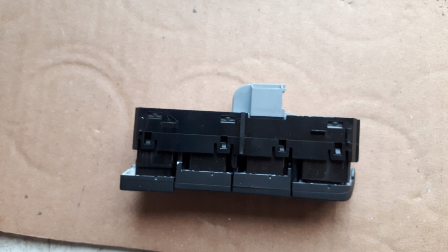 SQ5 8R Q5 button PAMIECI seat 8R0959769A