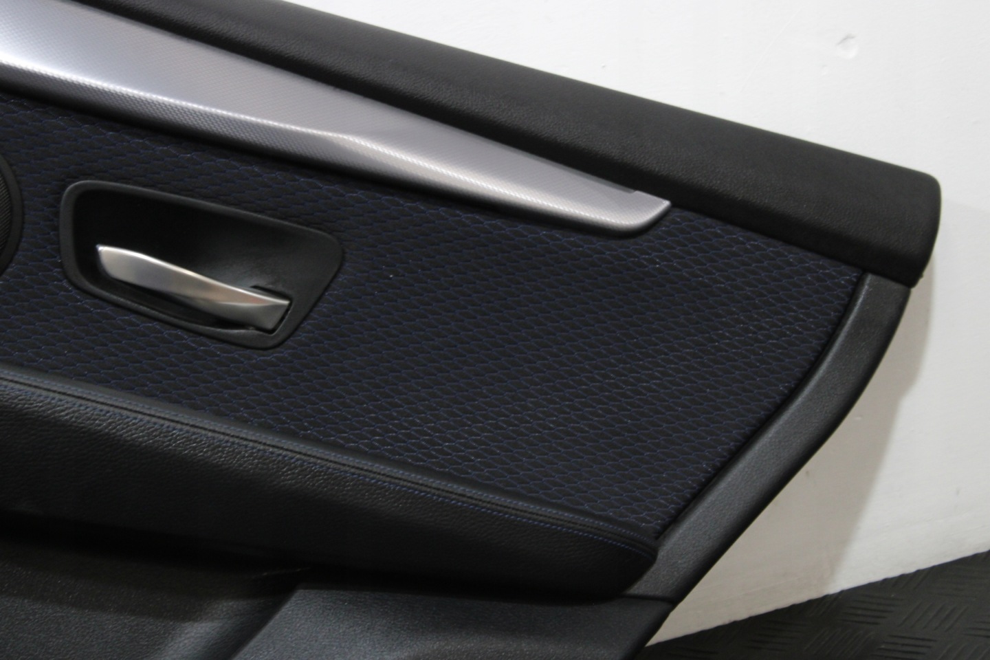upholstery side door right rear part BMW 2 F45 ACTIVE TOURER