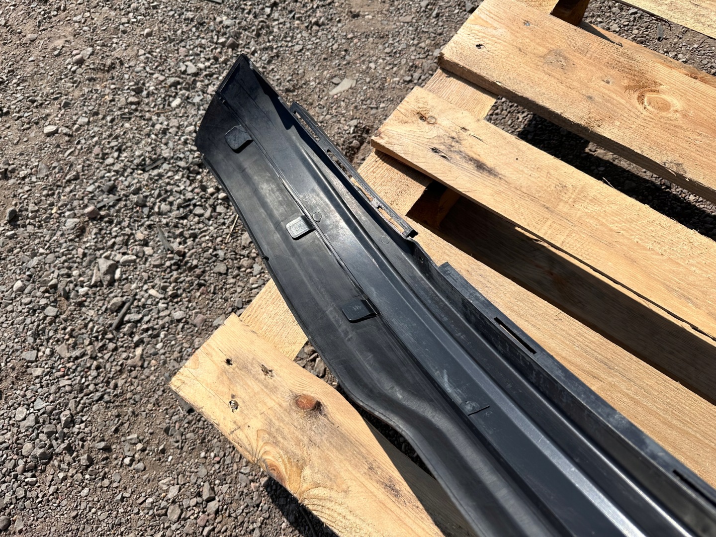 Spoiler front front of a bumper Ford Expedition 2017+