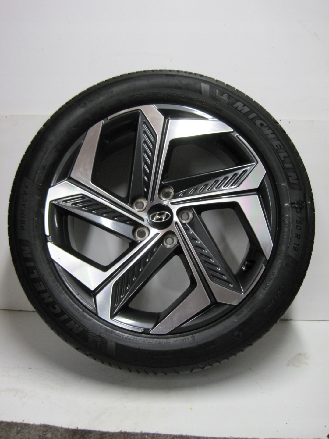 wheels discs tyres HYUNDAI TUCSON IV 4 R19