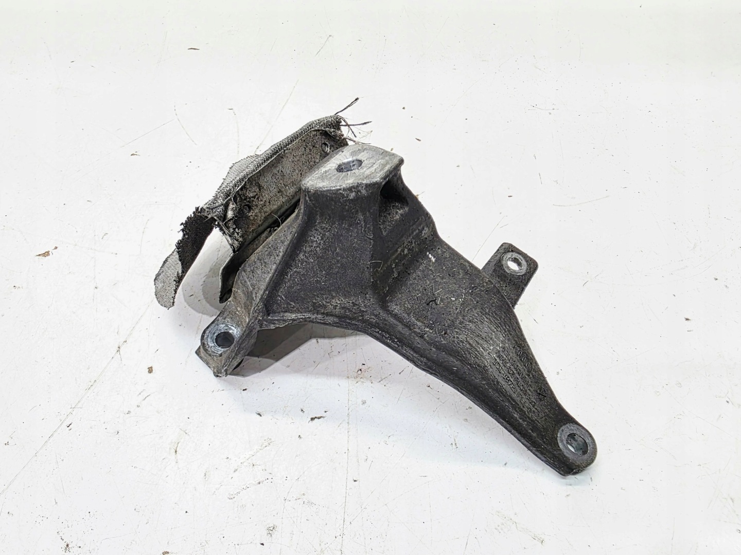 supporto Supporto staffa Motore Destro AUDI A6 C7 3.0 TDI 4G0199308AC
