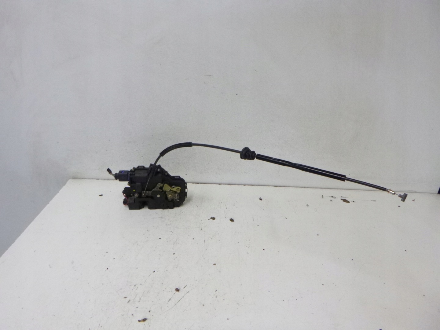 lock door rear part right Skoda Fabia 2001 sedan