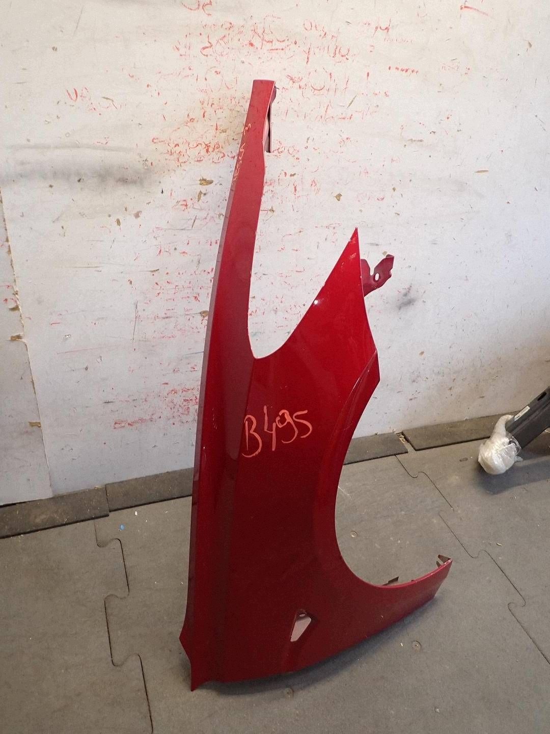 fender front front right TESLA 3 2017