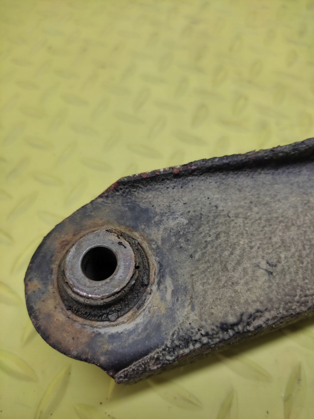 HONDA CRV 2.0 arm left rear part