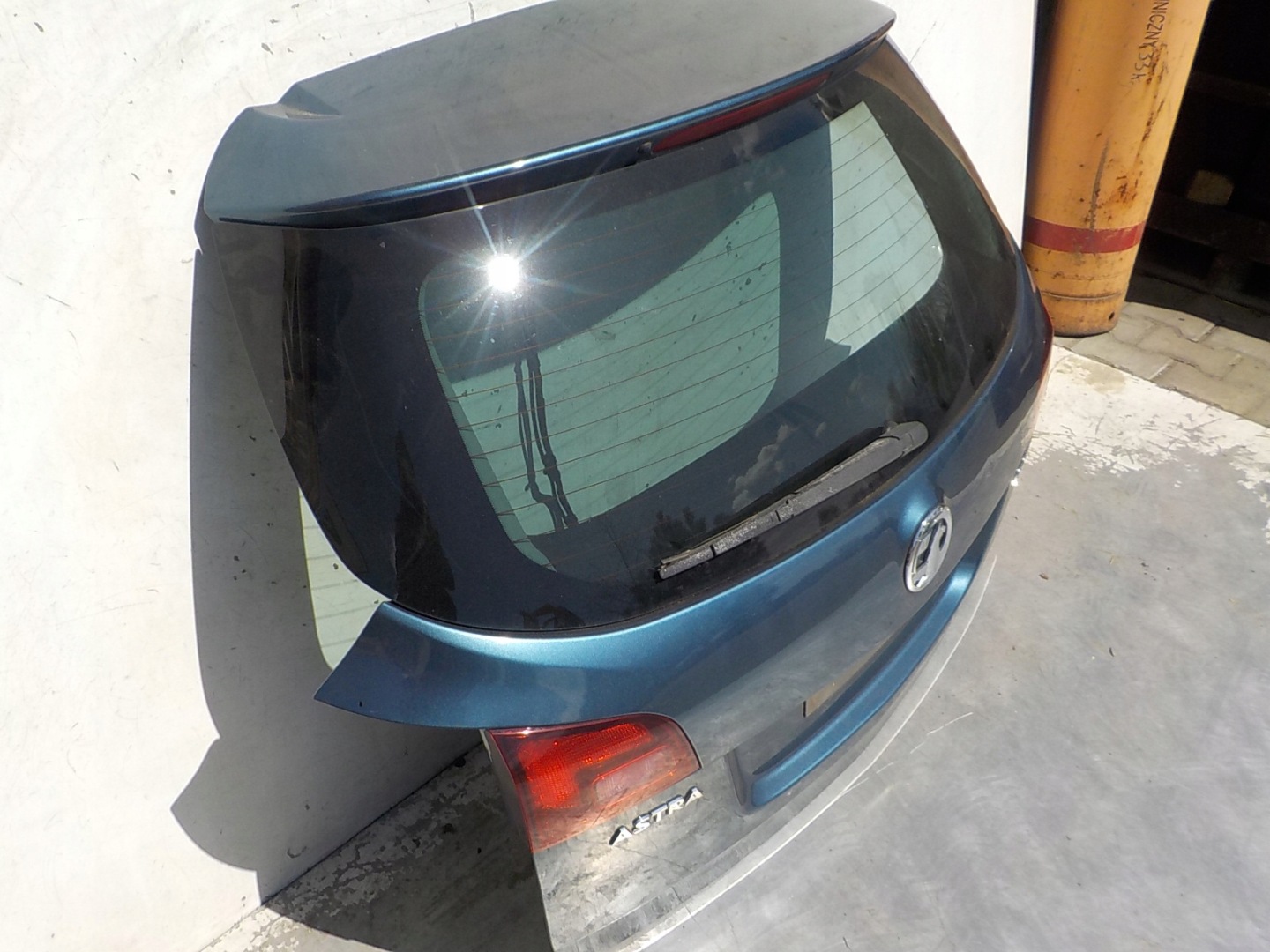 911 OPEL ASTRA IV J KOMBI boot door rear