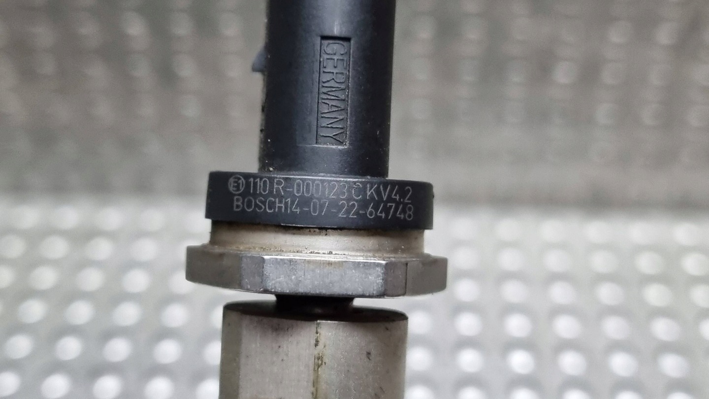 Rampe injection Injecteurs 04E906036E VW GOLF VII LEON III A3 8V 1.2 1.4 TSI
