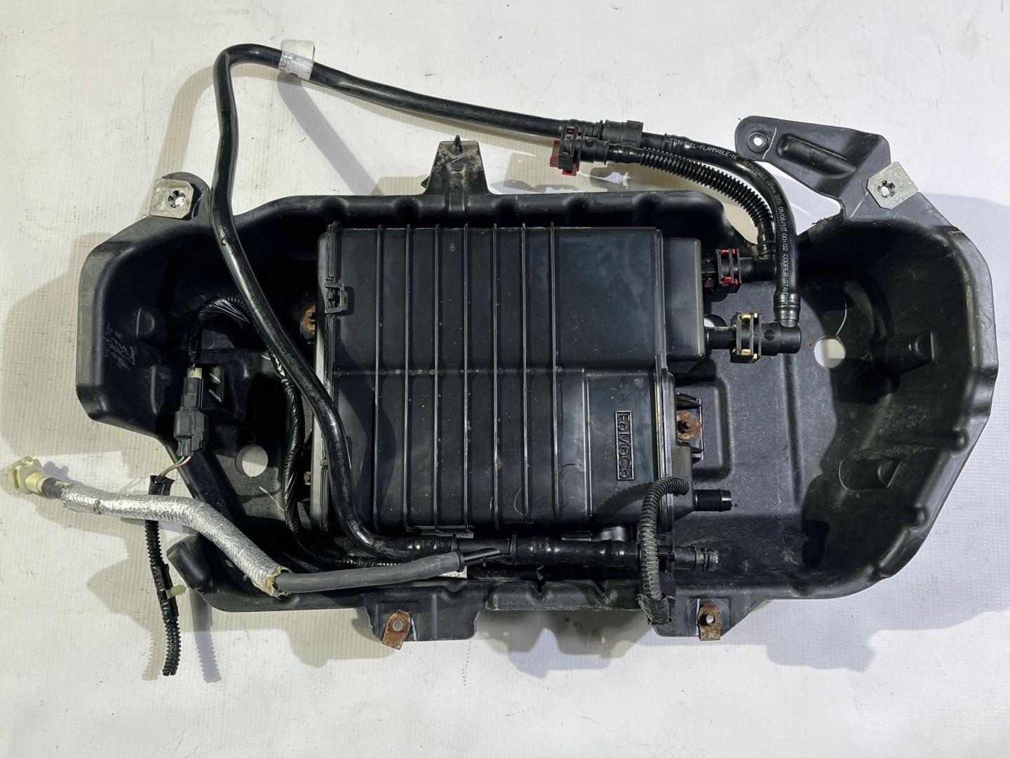 Gehäuse filter Kohlenstofffilter oparow des Kraftstoffsbehälters Ford Mustang V 2011-2014