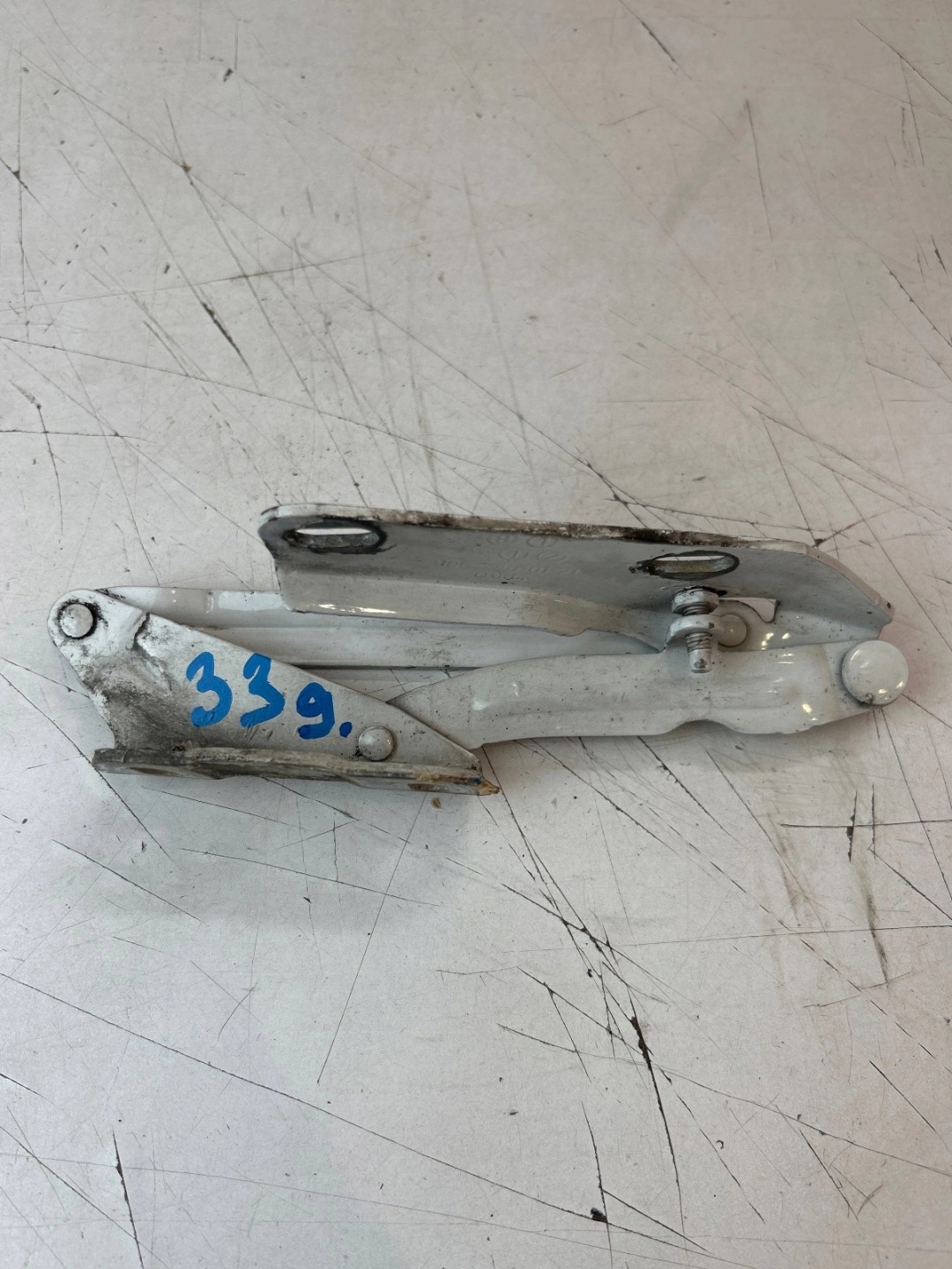 hinge bonnets front front right Mercedes Sprinter W906