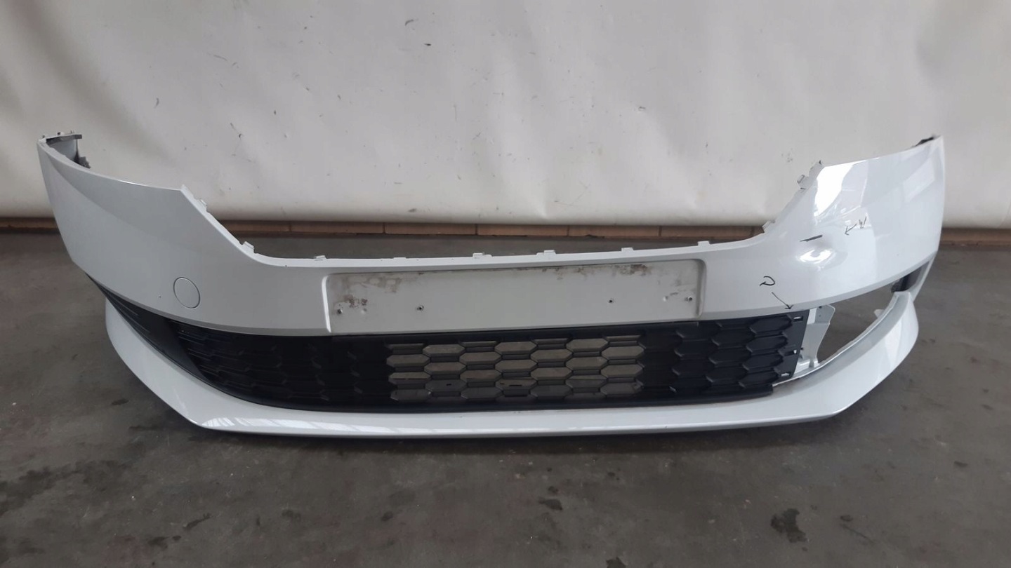bumper front front Skoda Fabia III LIFT LS9R HB