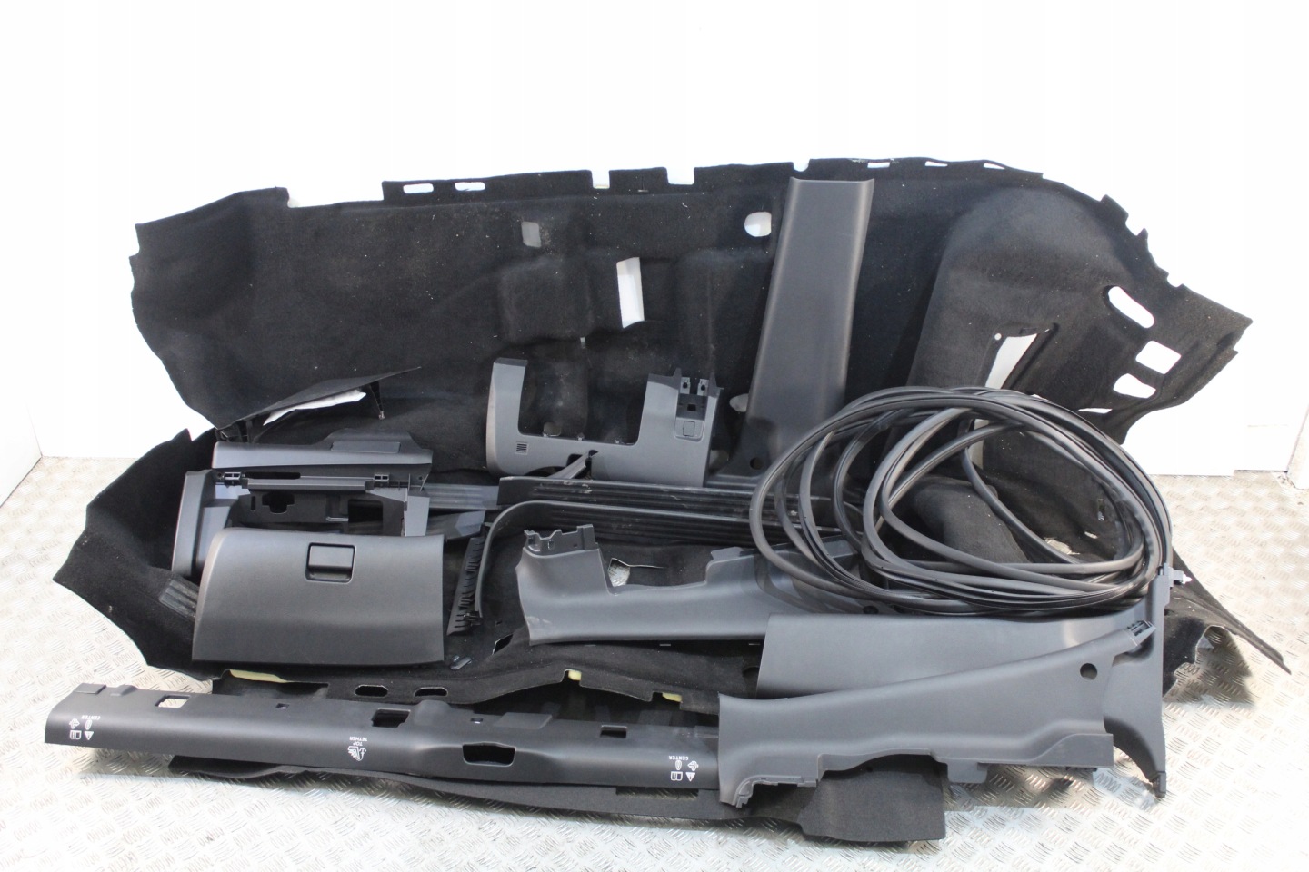 upholstery floor carpet inner RENAULT ALASKAN