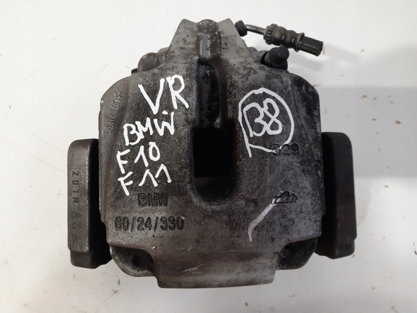 BMW 5 / F10 F11 caliper brake front right